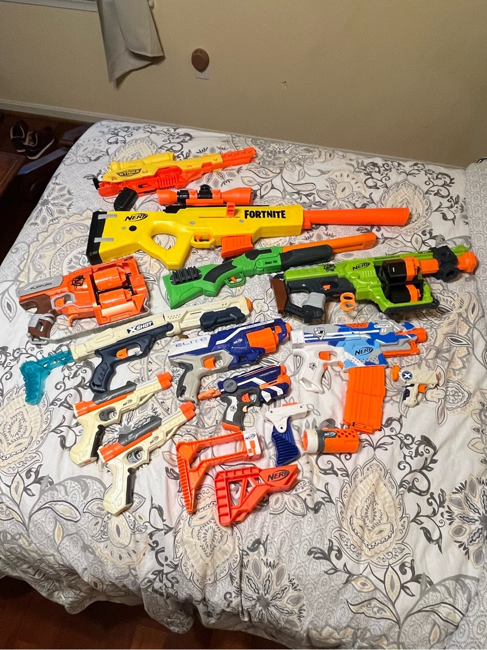 NERF Gun Lot Variety of Sizes and Styles